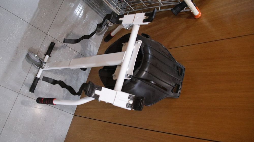 Carrinho/ Kart para hoverboard