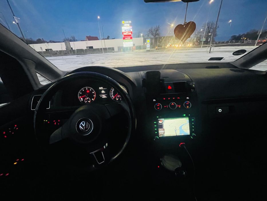 VW Touran 1,4 TSI 2013r 7 osobowy