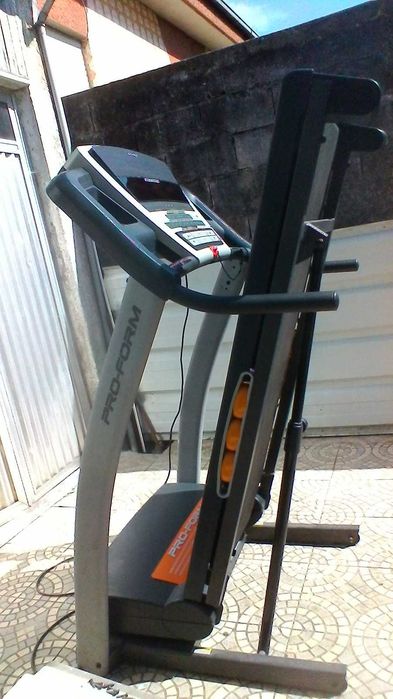 Passadeira esteira ,muito boa  Pro-Form  18km 10%