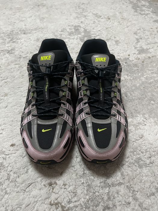 Nike p6000 pink.