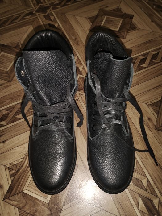 Продамо кожне взуття