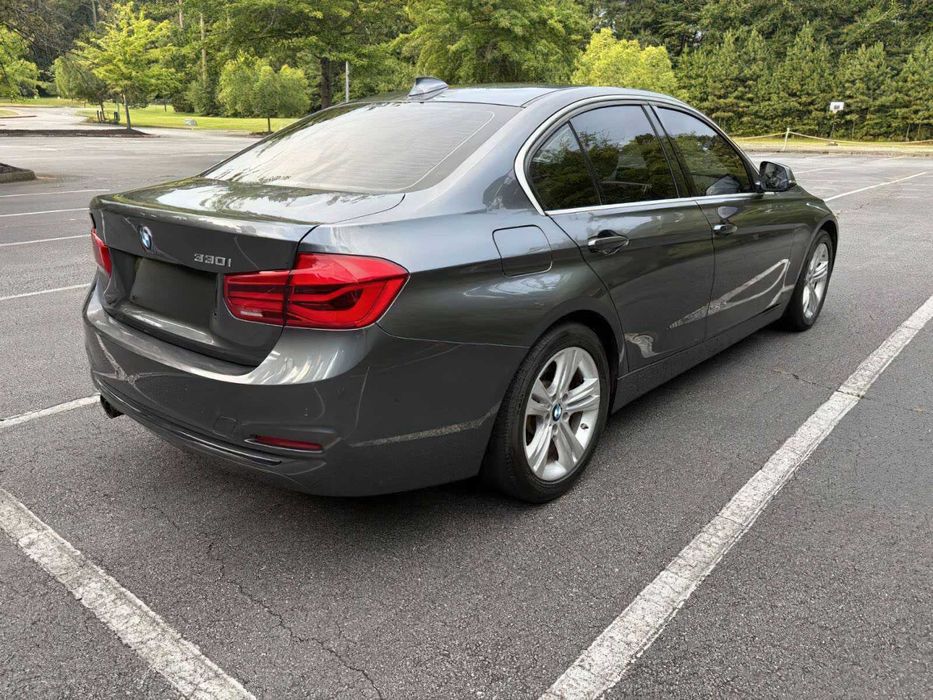 BMW 3 Series 330i      2017