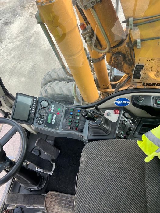 Liebherr łyżka skarpowa hydrauliczna