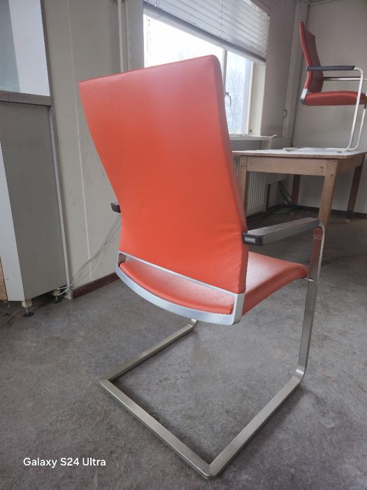 sprzedam 10 sztuk krzeseł