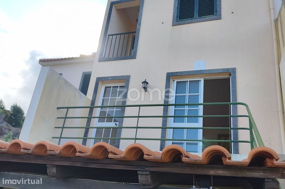 Moradia Com Vista Mar Definitiva | 95 M² De Logradouro | Gaula