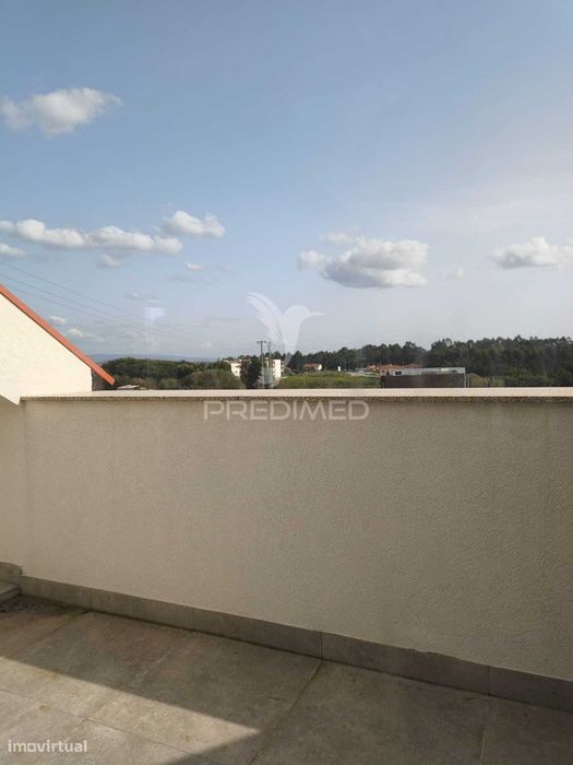Apartamento novo  T0+1 no centro de Ovar