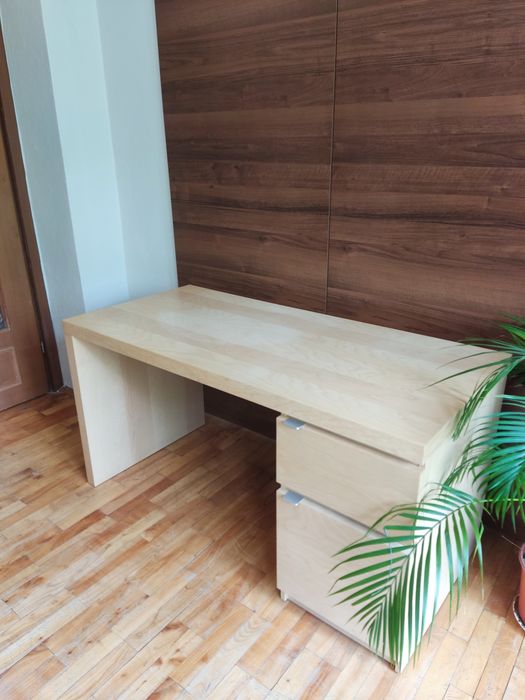 Biurko Malm 140 x 65