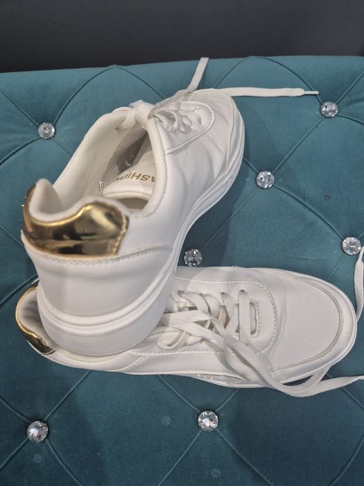 Buty 38,5 białe Fashion