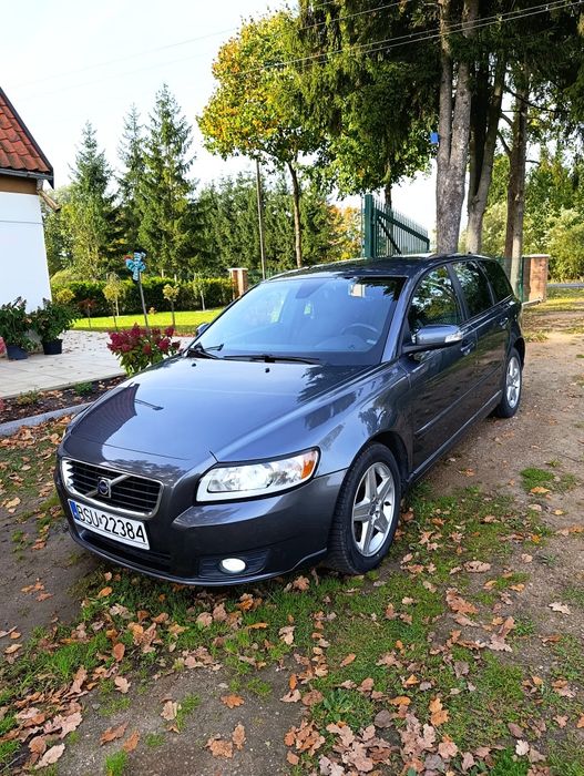 Volvo V50
