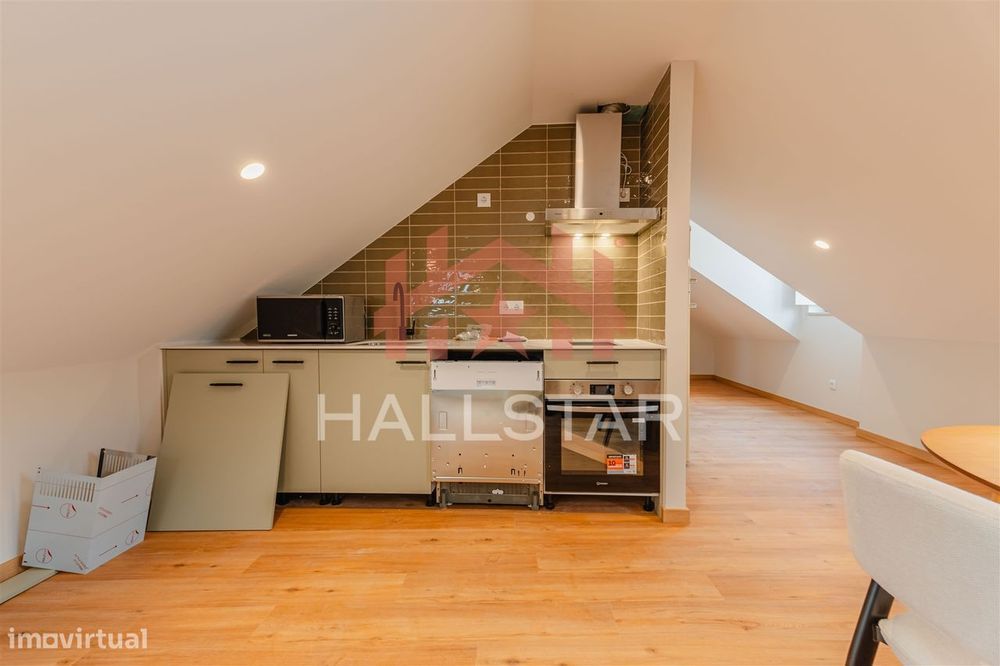 Apartamento T2 Novo / Cozinha Equipada / Vista Castelo de Leiria