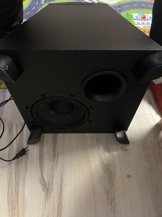 Kino domowe JBL  w bardzo dobrym stanie