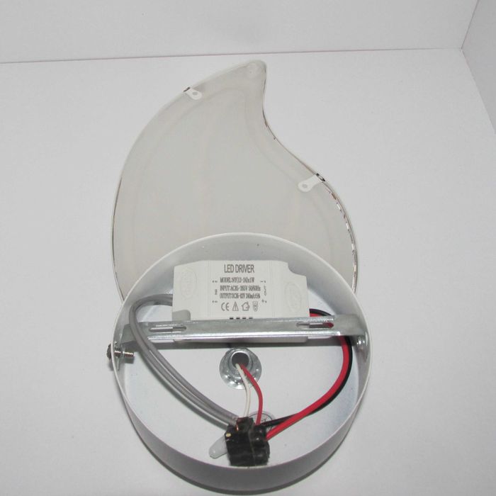 Candeeiro de parede LED em forma de Folha