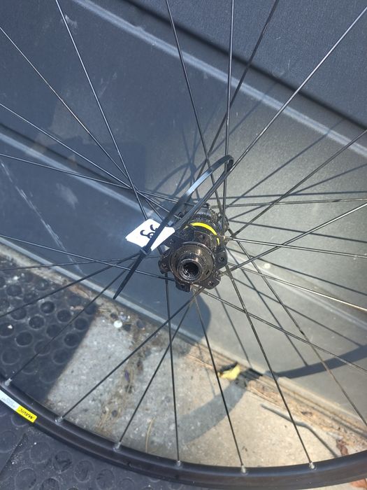 Koło do gtavela mavic aksium disc oś 12x100 tarcza centerlock jak nowe