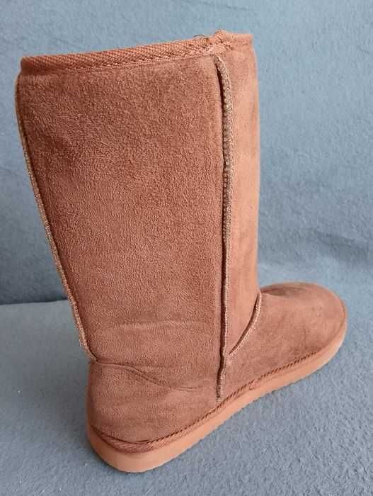 ZARA. Buty zimowe damskie.