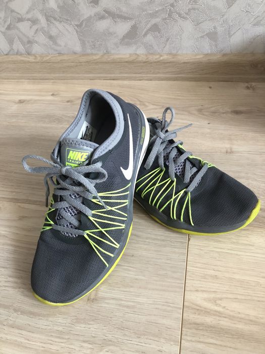 Кросівки Nike 38р