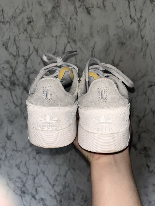 Buty damskie sneakersy adidas court