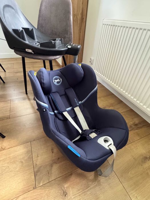 Fotelik Cybex Sirona M2 i-Size jak nowy z bazą M
