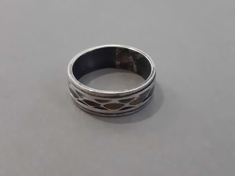 Stara srebrna obrączka , srebro próba 916 roz. 14