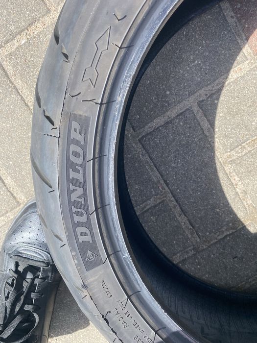 Opona motocyklowa dunlop