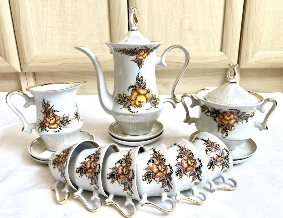 Чайні сервізи, чайники