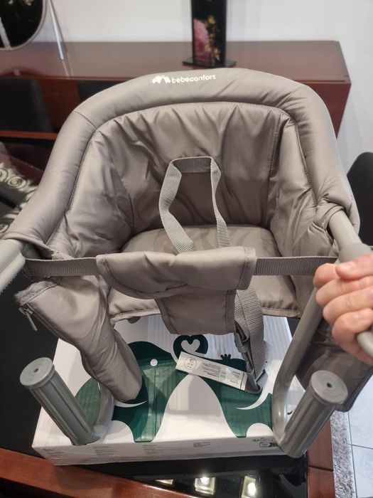 Cadeira de bebé para mesa