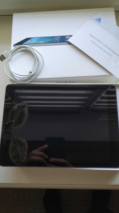 Планшет яблуко apple ipad air
