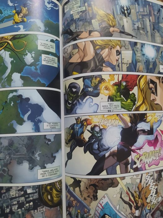 Quarteto fantástico e vingadores a invasão secreta banda desenhada