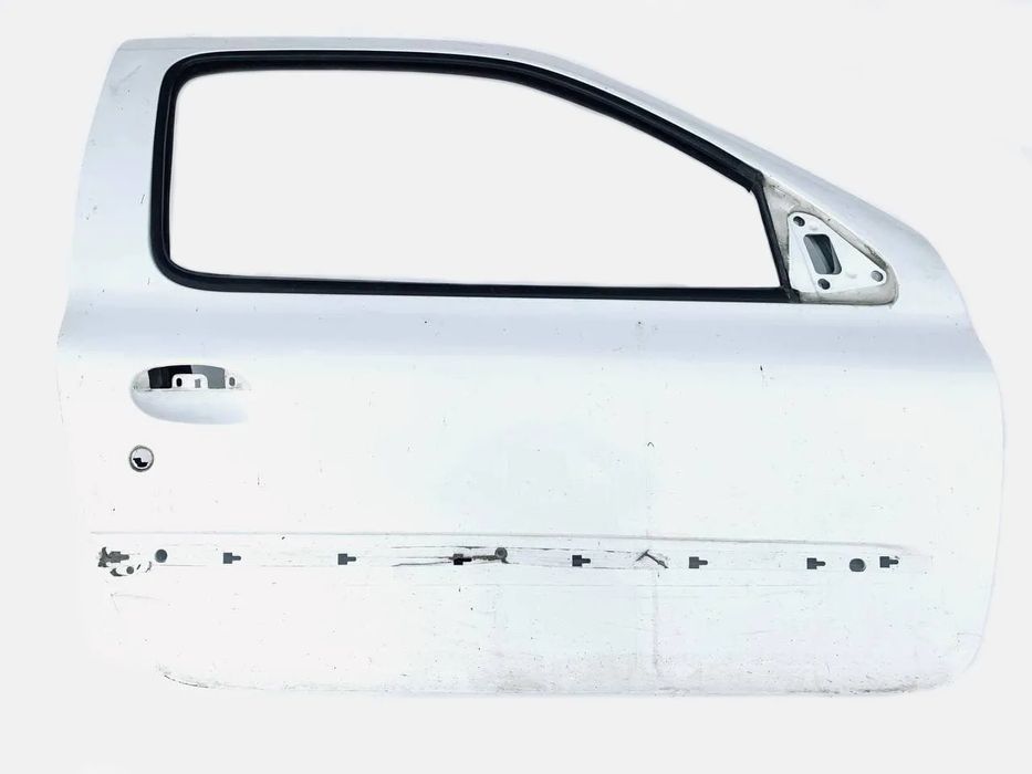 Дверка права Renault Clio II HB 3D