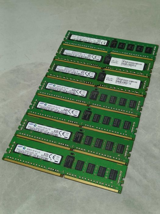 СЕРВЕРНА Оперативна память SAMSUNG DDR4 8GB 2133MHz ECC REG