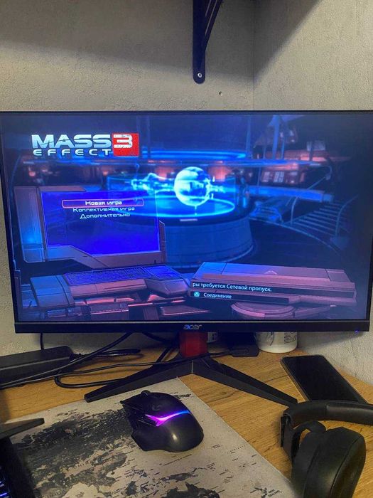 PlayStation 3 CECH - 2004A | 40 GB | Mass Effect | DualShock 3