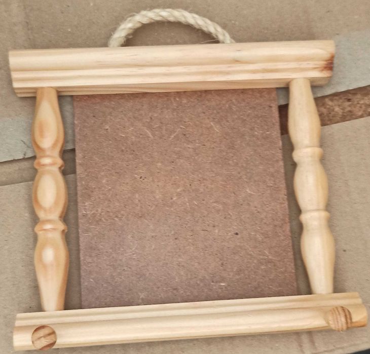 Artigos NOVOS em Madeira para azulejo ou decoração