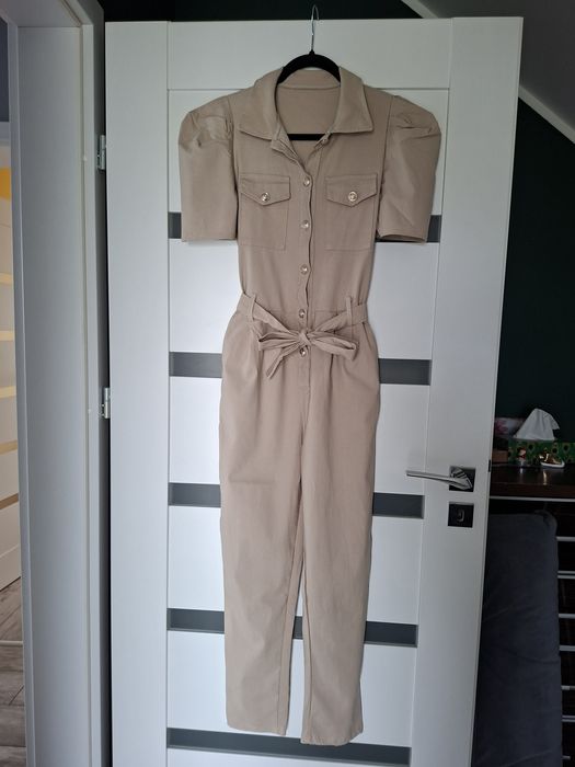 Kombinezon elegancki