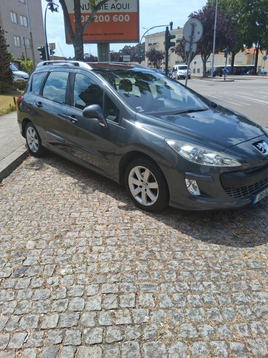 Peugeot  308 SW.