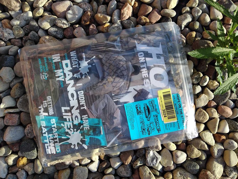 Magazyn Hope on The Street