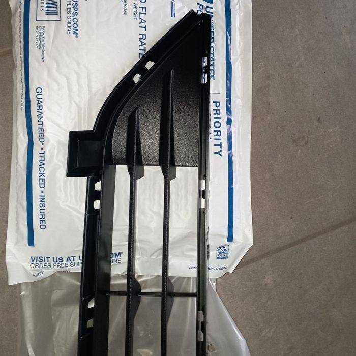 Решітка бампера під радар Ford Edge 19+