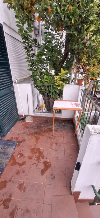 Quarto casal na GRAÇA. Centro Lisboa. Entrada imediata.