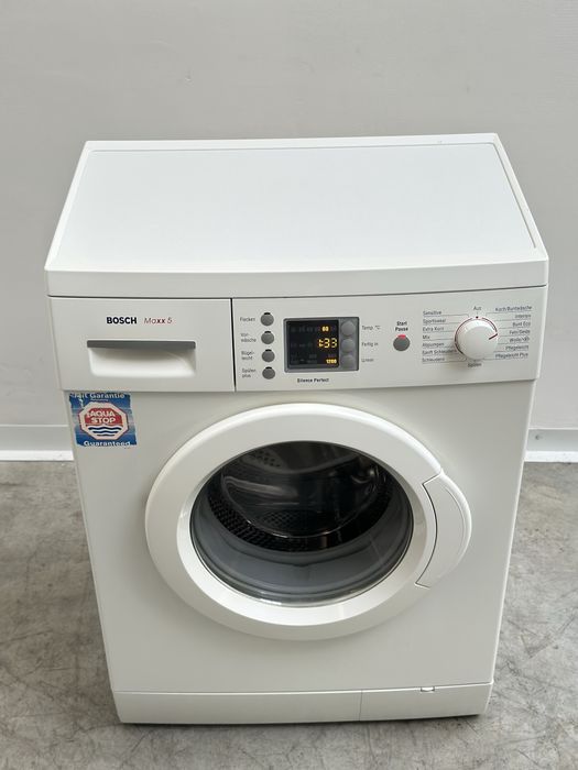 Пральна/ стиральна машина/ пралка вузька Bosch WLX24440 40 см 6кг