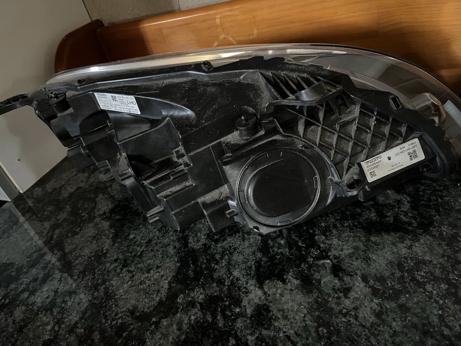 Óticas para Volvo V40