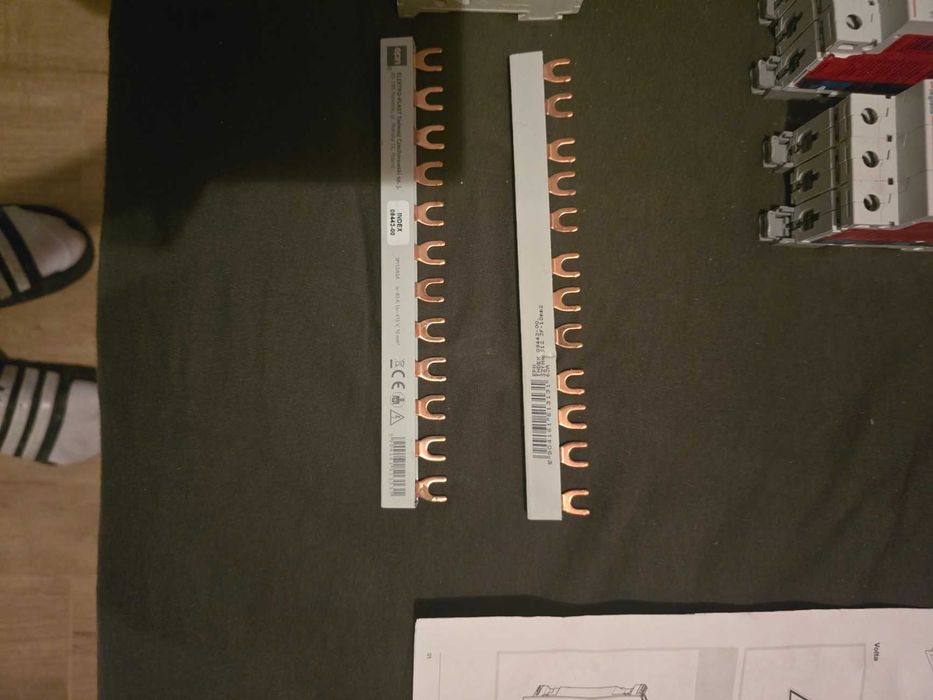 Hager Rozdzielnia Multimedialna Podtynkowa Volta 3 (Vu36Nwp)