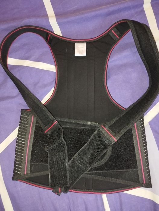 Коректор постави