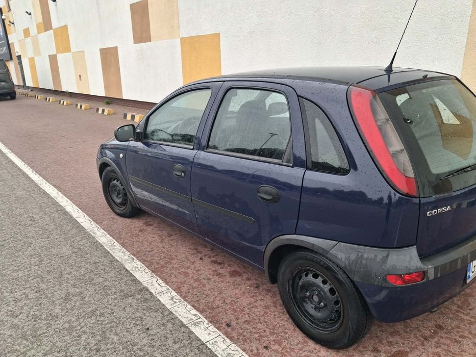 Opel Corsa 1 .0 benzyna