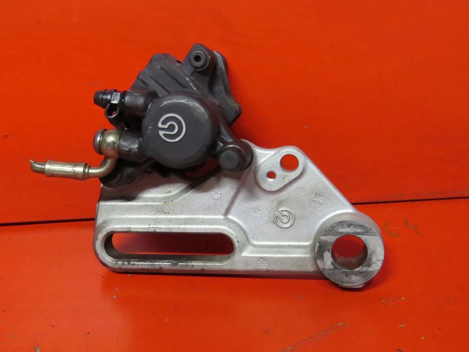 bmw gs650 gs 650 800 08-12 zacisk hamulca tył tylny hamulec jarzmo