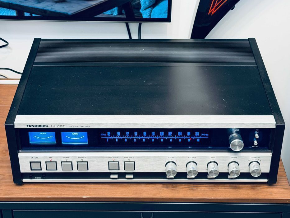 Tandberg TR-2055 — норвежский винтажный ресивер, FM-тюнер от флагмана TR-2075 ℹ️ 55 Вт, ручная сборка Осло, реставрирован в Германии | 9 из 10