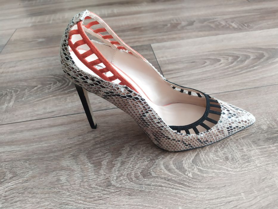 Szpilki River Island roz.39