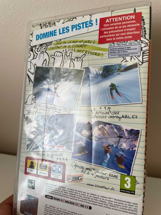 SSX on Tour - (PSP Essentials) - Completo & Testado