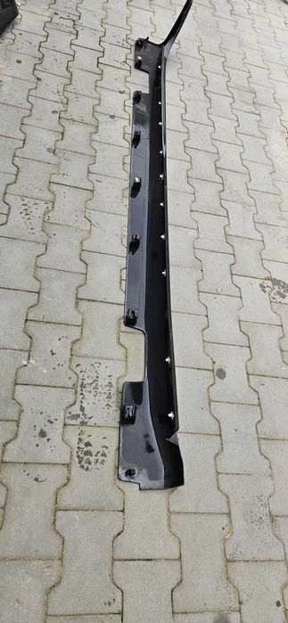 listwa progowa lewa prawa Chrysler Pacifica 17-24r szara PAU