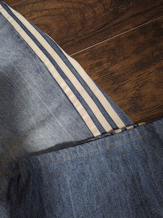 Spodnie jeansowe adidas 30 młodziezowe
