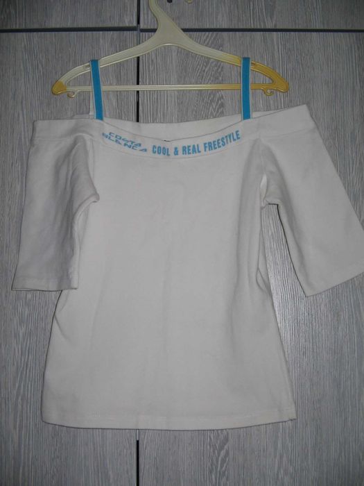 Футболка белая с бирюзовыми брителями Costa Blanca