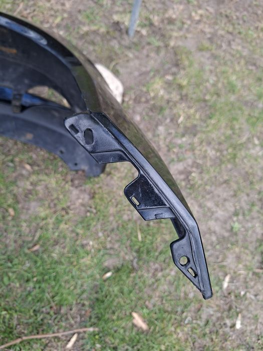 Zderzak e90 przedlift + flaps