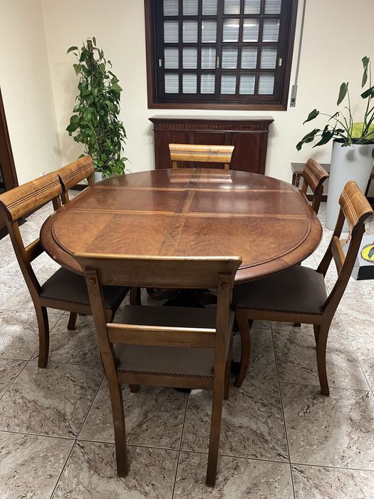 Mesa de sala de jantar extensivel
